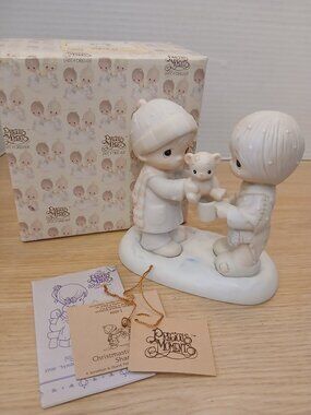 Precious Moments Christmas Time Is For Sharing Porcelain Figurine E0504